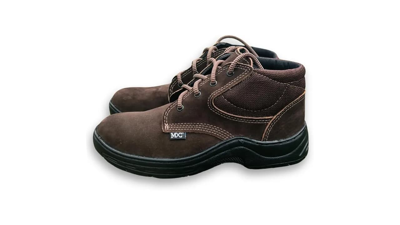 Qual a Melhor Bota de Segurança? 7 Modelos Top para Trabalho Pesado!