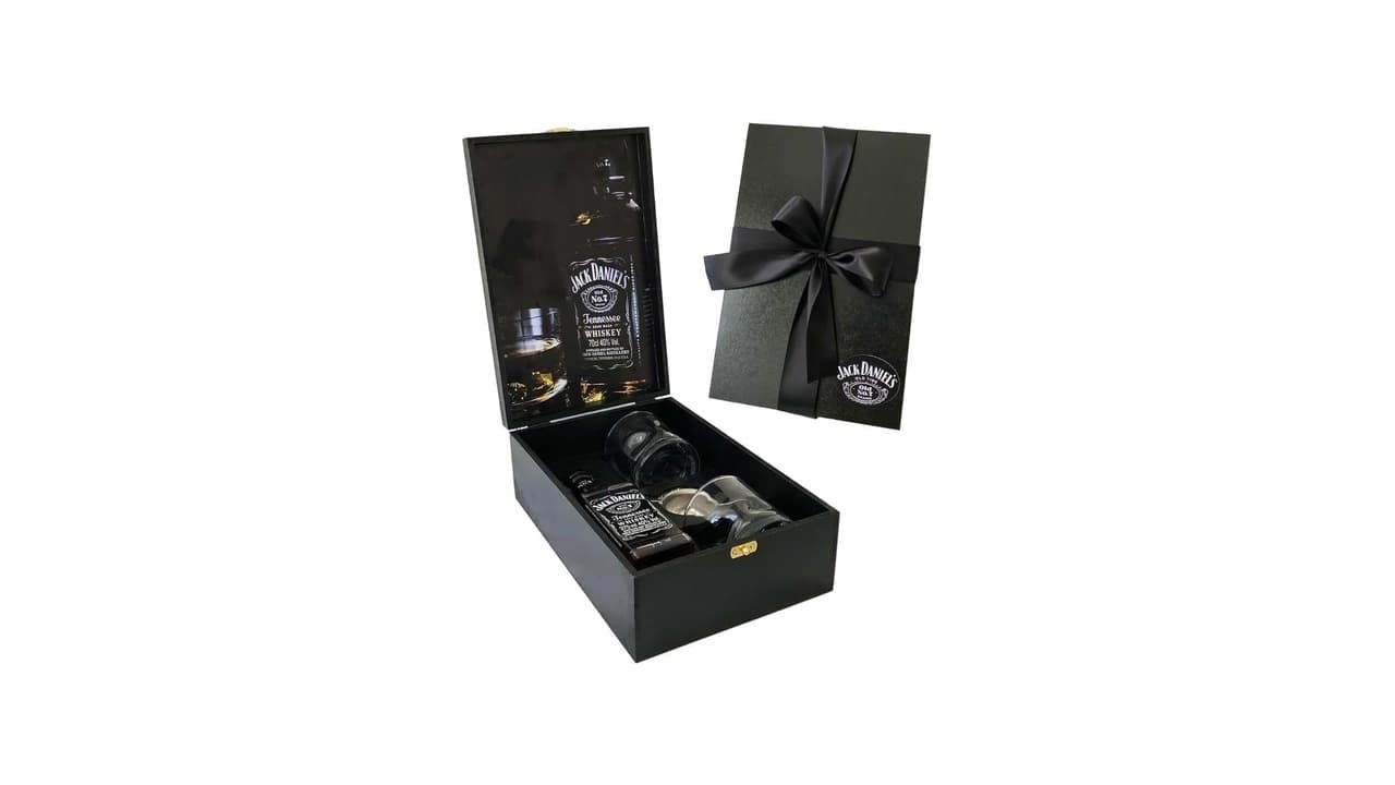 Qual o Melhor Whisky para Casamento? 12 Opções de Presentear com Elegância
